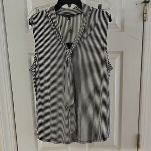 Adrianna Papell Monochrome Striped Top Lightweight Stretchy